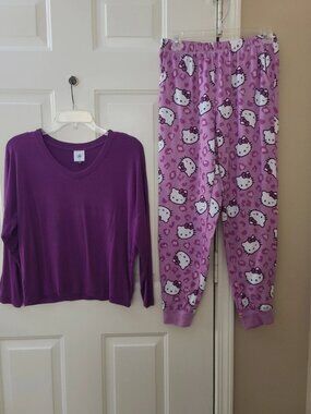 Hello Kitty Joggers & Matching Top XS